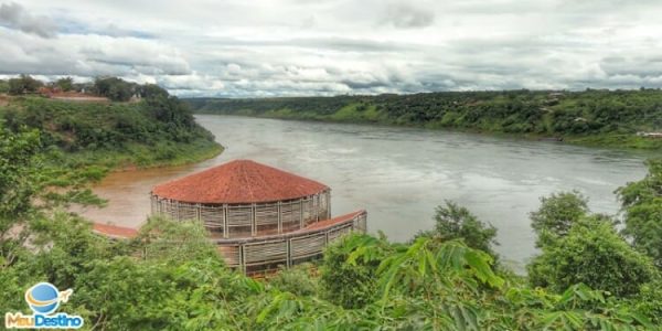 capa-marco-das-tres-fronteira-foz-do-iguacu-pr